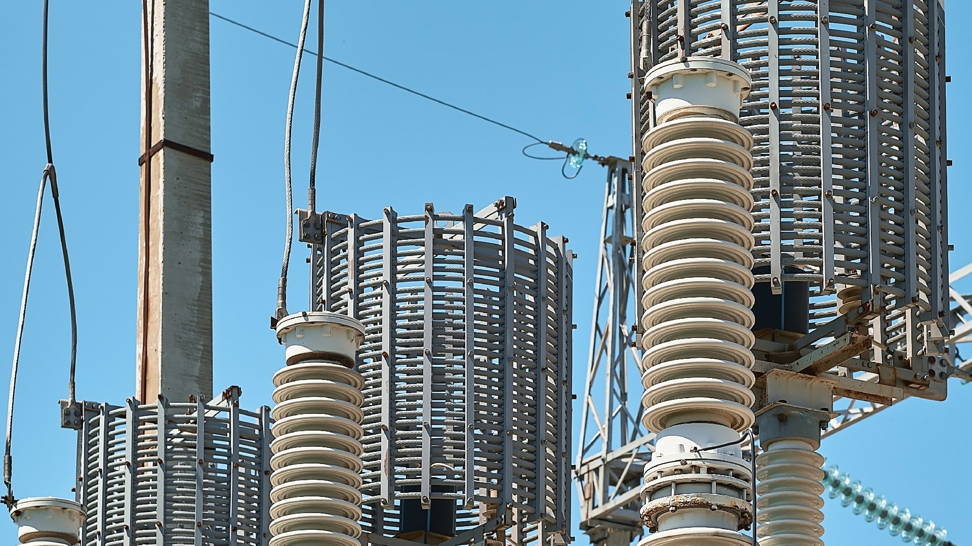 如何選擇最佳油漆來(lái)防腐變壓器油箱？